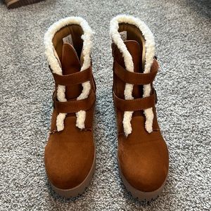 Brand new, never worn faux fur bootie